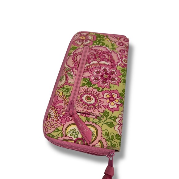 EUC Vera Bradley Petal Pink Large Passport Travel Wallet Pink & Green Floral - Picture 4 of 8